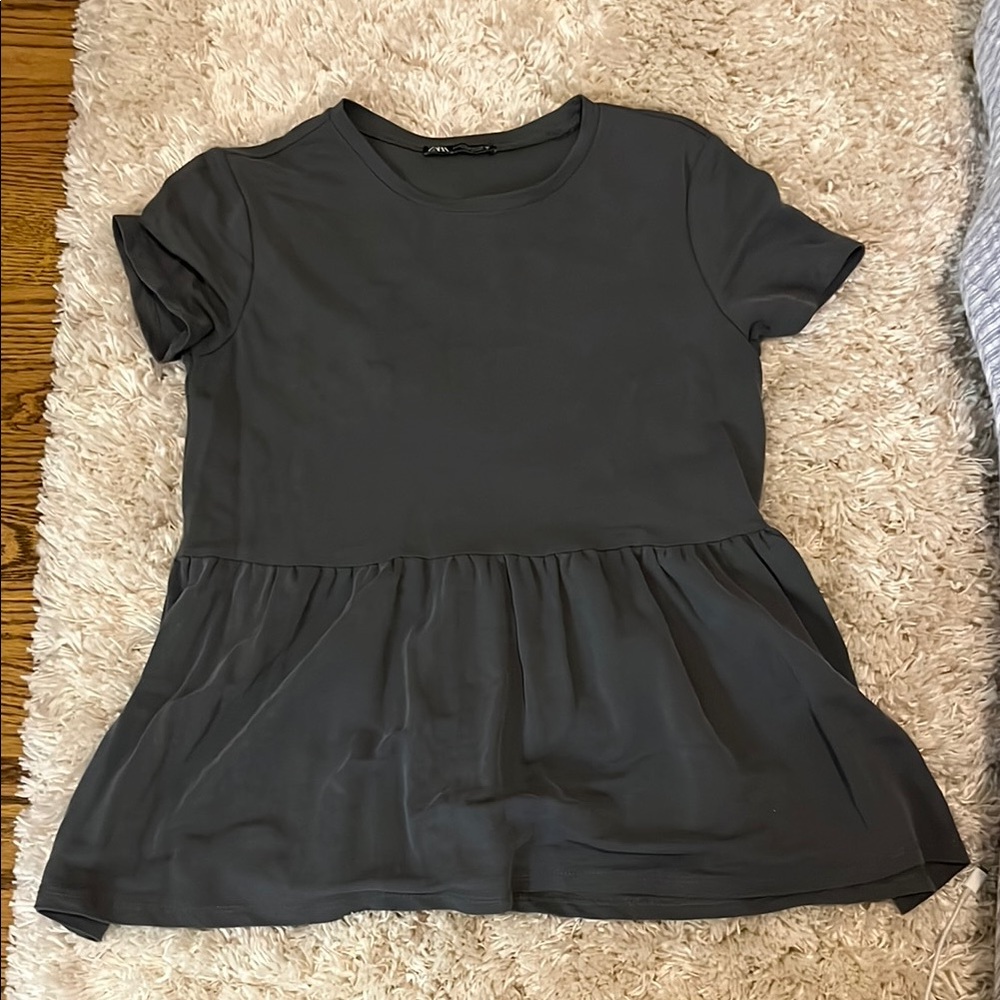 Zara Dark Gray Short Sleeve Top